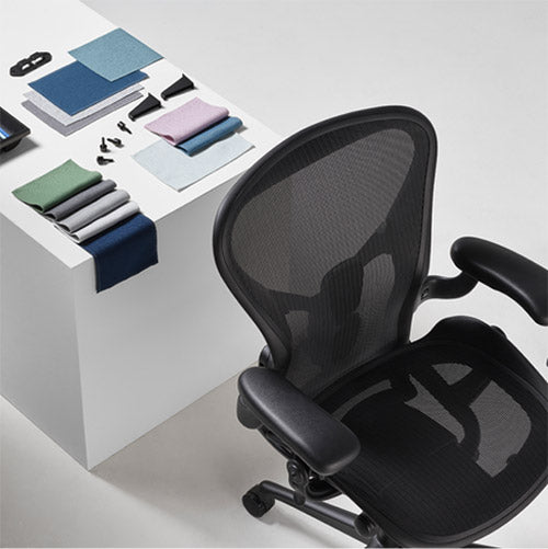 Herman Miller Aeron Bürostuhl in Graphit mit nachhaltigem Material in der Konstruktion