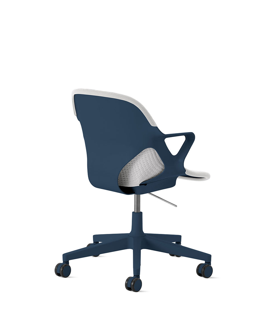 Zeph Stuhl Fixierte Armlehnen