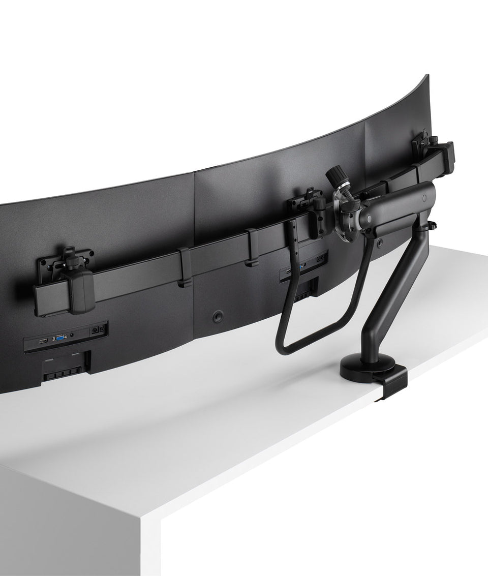 Flo X – Großformatiger Triple Monitorarm