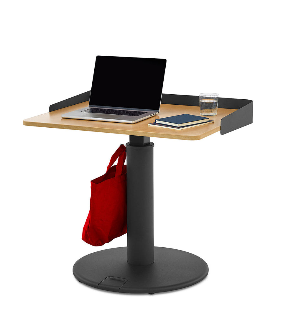 OE1 Rechteckiger Stehschreibtisch mit Umrandung