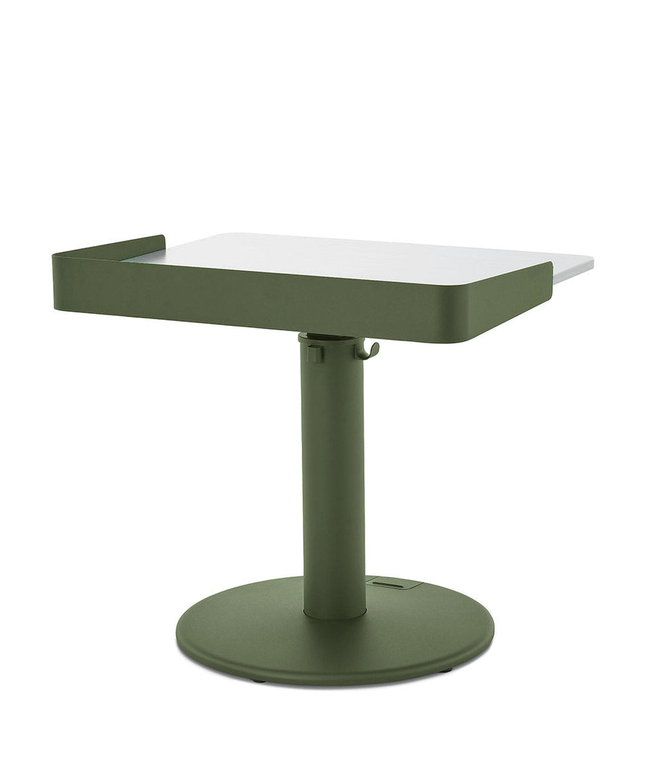 OE1 Rechteckiger Stehschreibtisch mit Umrandung