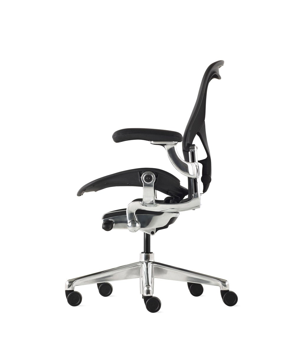 Aeron Bürostuhl Onyx/Poliert