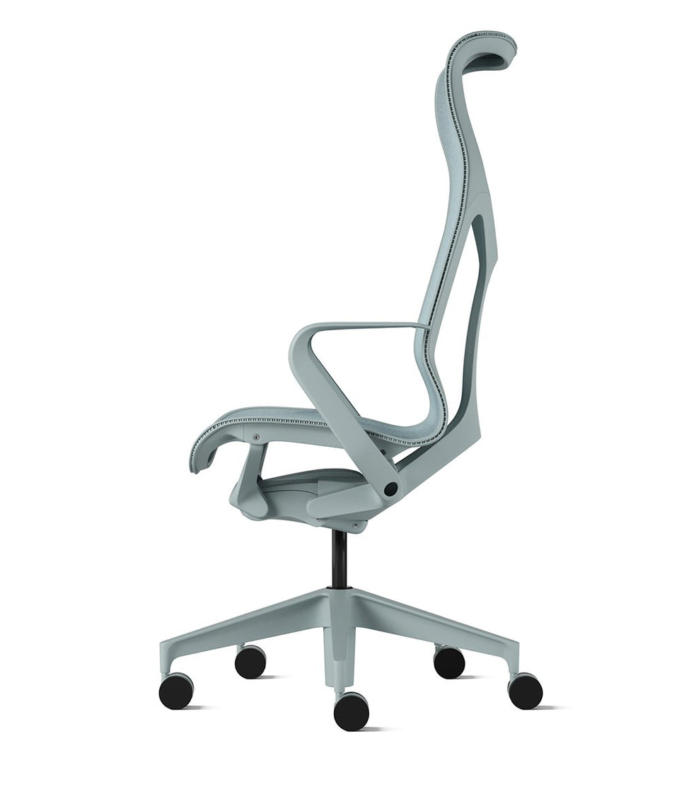 Cosm Stuhl mit hoher Rückenlehne