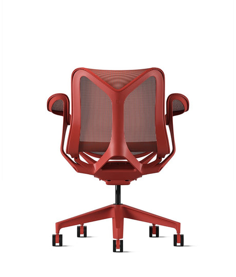 Cosm Stuhl mit niedriger Rückenlehne