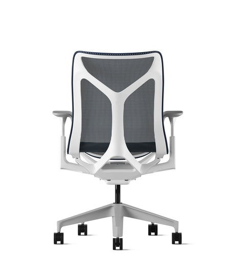 Cosm Stuhl mit mittlerer Rückenlehne